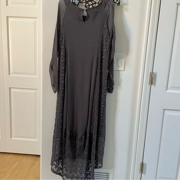 Sundance Viviana Chiffon Midi Dress in Grey 4 NWOT - Picture 11 of 11